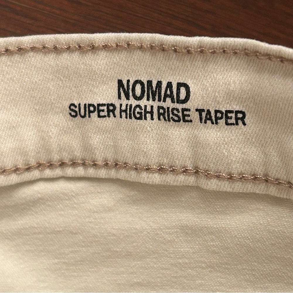 Nicole Miller Jeans Women’s Size 10 Cream Nomad Super High Rise Taper - Picture 5 of 6